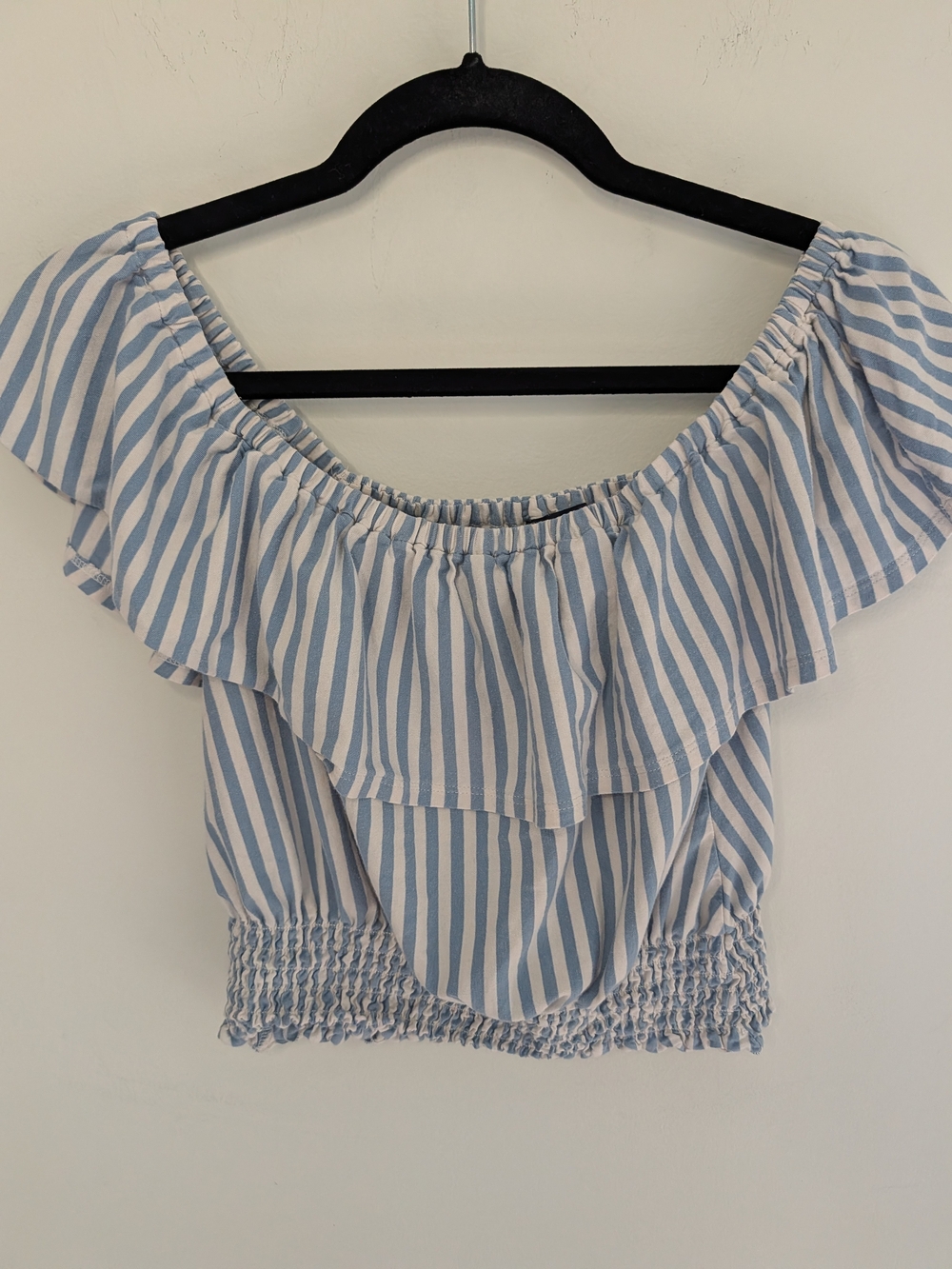 American Eagle Cold Shoulder Top Size Small - Picture 3 of 7